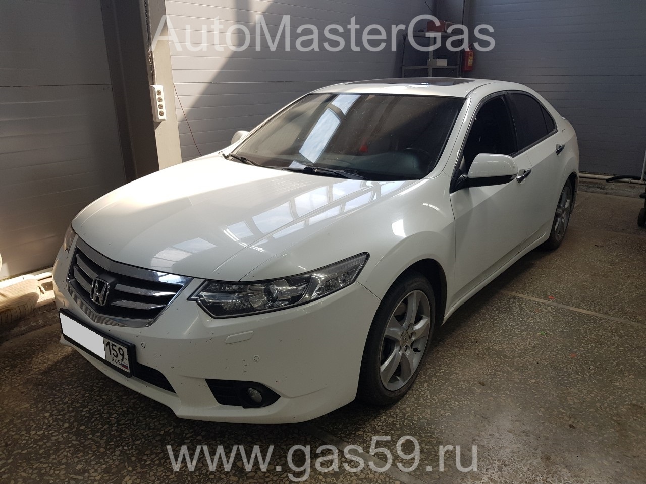 Установка ГБО на Honda Accord 2012г., ГБО 4 поколения, пропан LANDIRENZO (Италия), двигатель 2.4л. 4 цилиндра, 200 л.с.